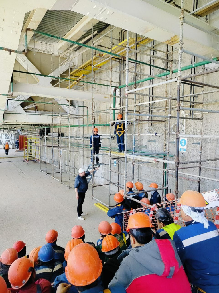 Правила и приемы безопасного производства работ на высоте